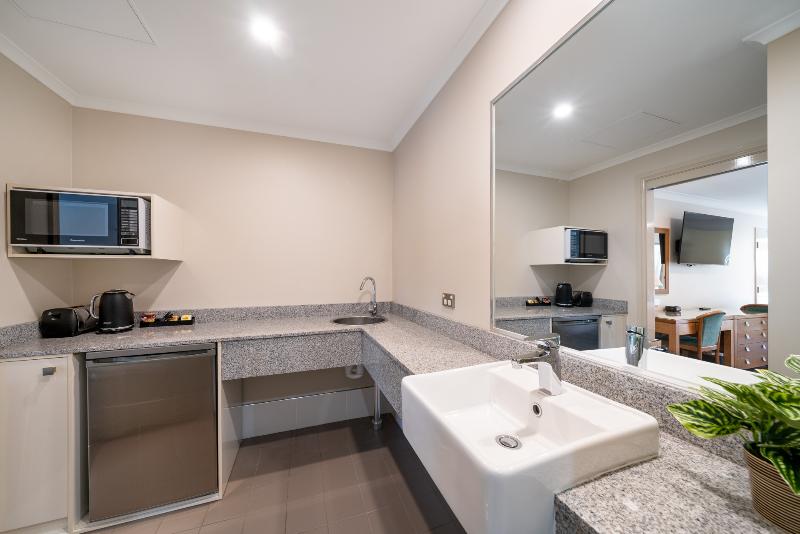 Heritage Inn Bathurst image