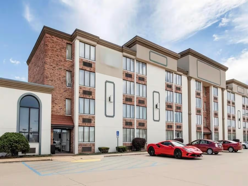 Days Inn & Suites By Wyndham Festus image