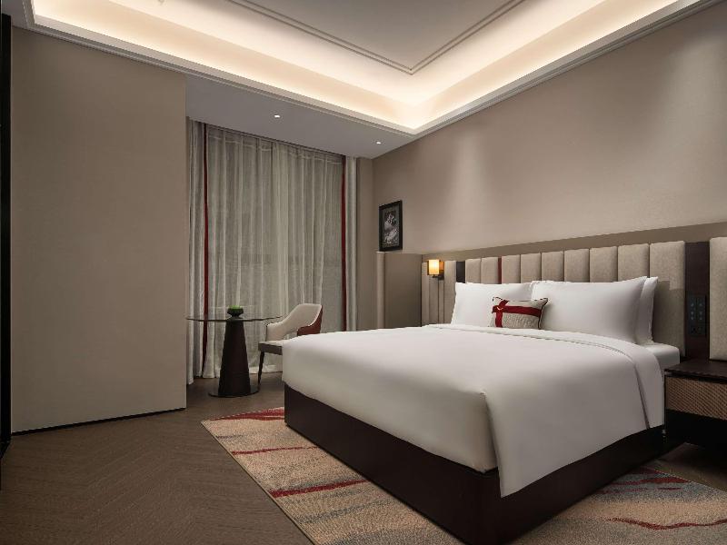 Mövenpick By Accor Shanghai People's Square image