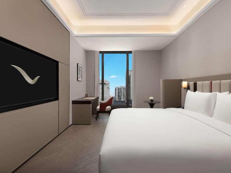 Mövenpick By Accor Shanghai People's Square image