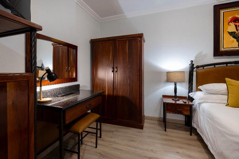Basden Wood Hotel (rf) Pty Ltd image