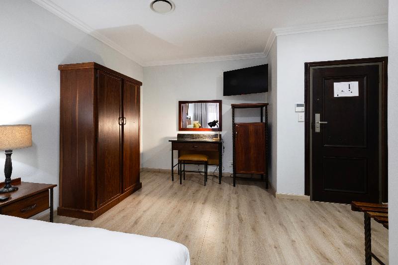 Basden Wood Hotel (rf) Pty Ltd image