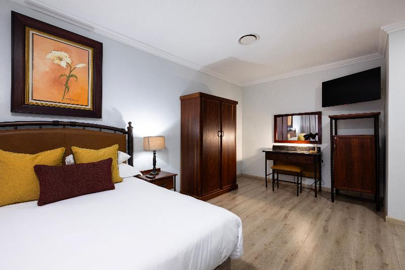 Basden Wood Hotel (rf) Pty Ltd image