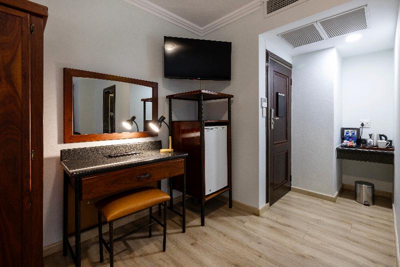 Basden Wood Hotel (rf) Pty Ltd image