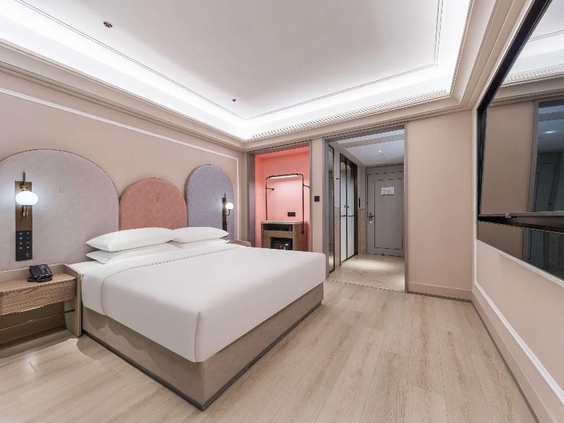 Mercure Zhangjiajie Tianmen Mountain image