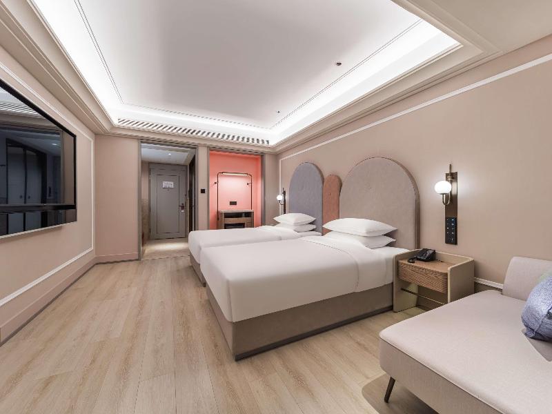 Mercure Zhangjiajie Tianmen Mountain image