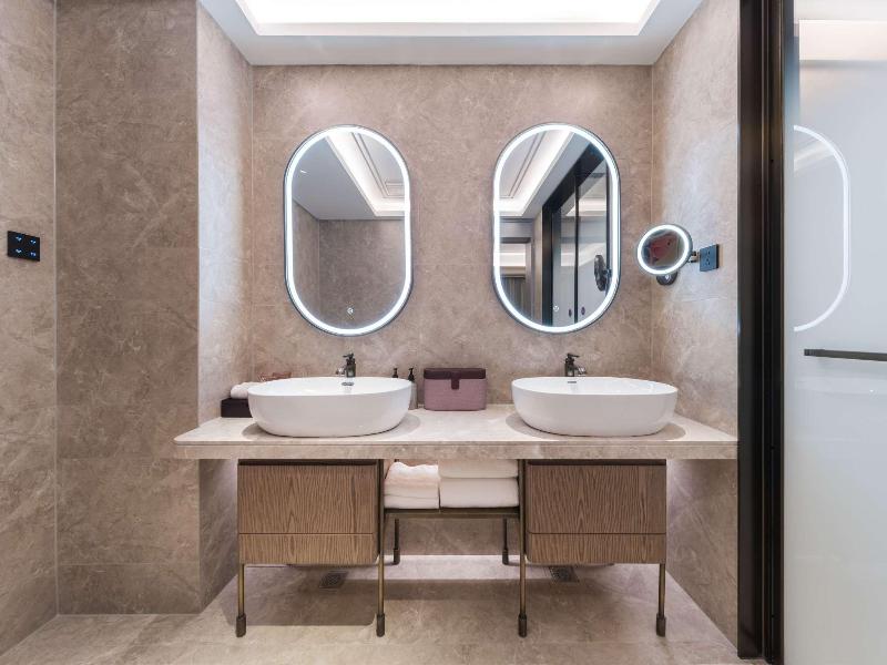 Mercure Zhangjiajie Tianmen Mountain image