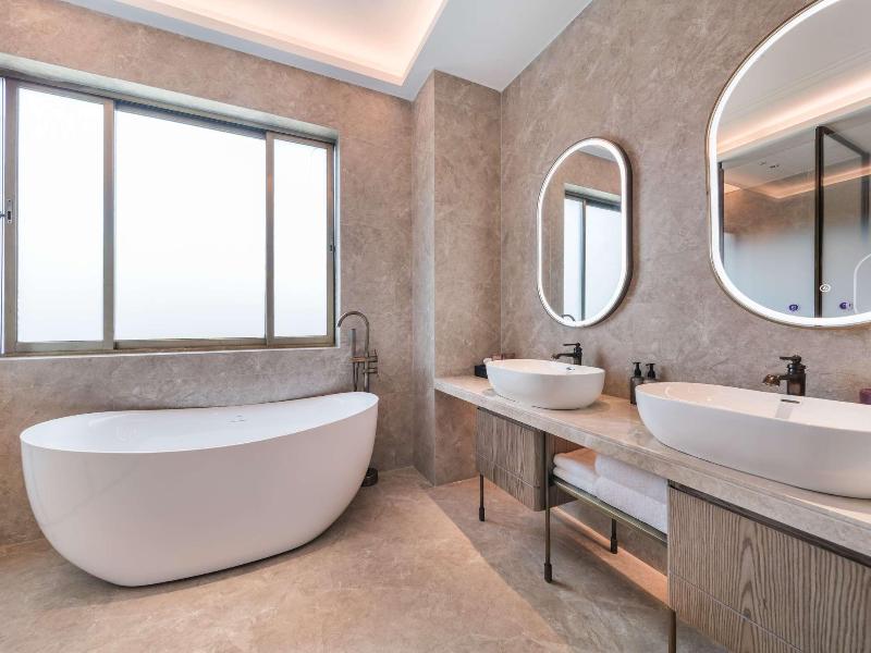 Mercure Zhangjiajie Tianmen Mountain image