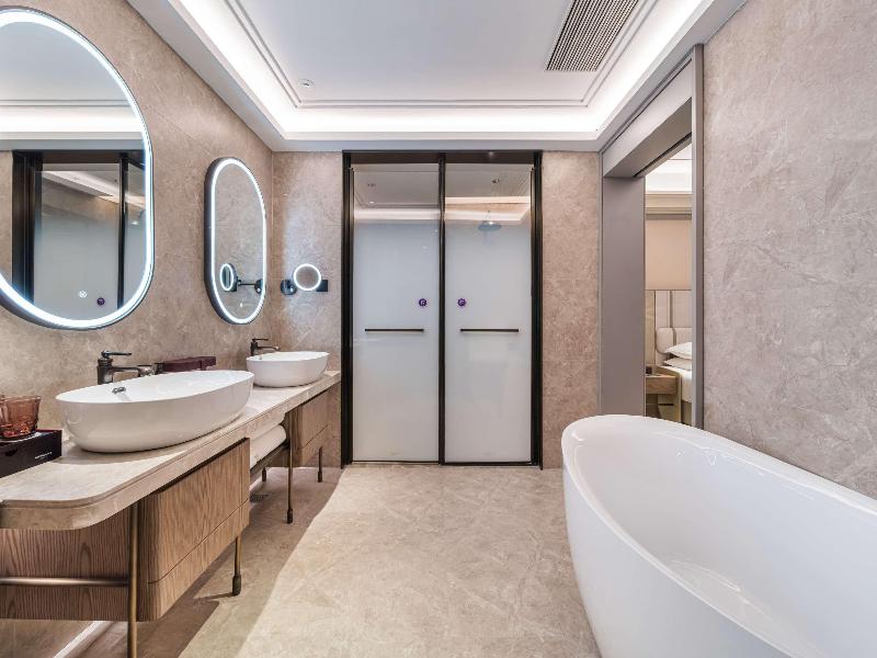 Mercure Zhangjiajie Tianmen Mountain image