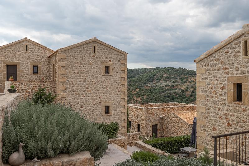Alistos Hotel image