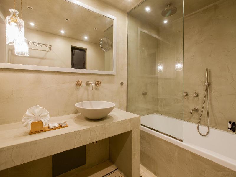 Alistos Hotel image