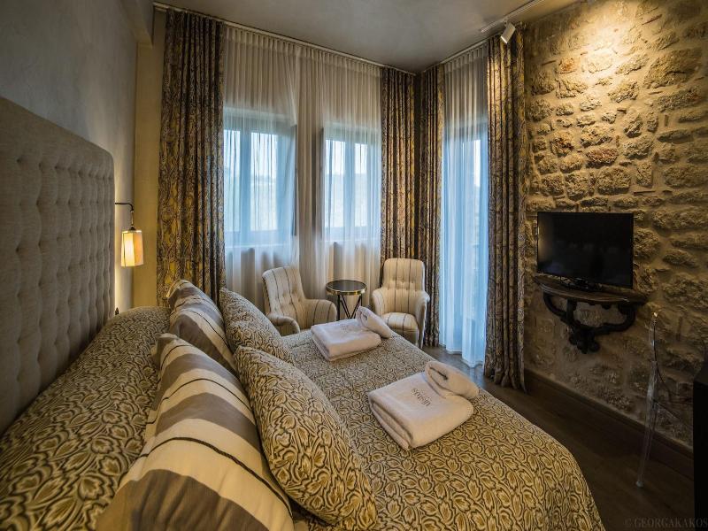 Alistos Hotel image