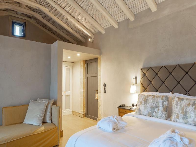 Alistos Hotel image