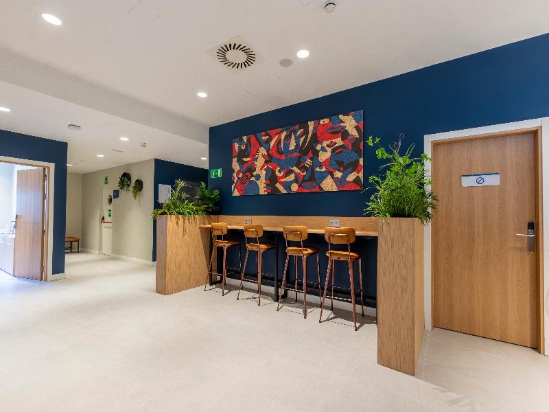 Travelodge Bilbao Sestao image