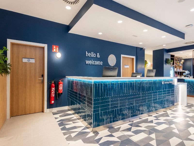Travelodge Bilbao Sestao image