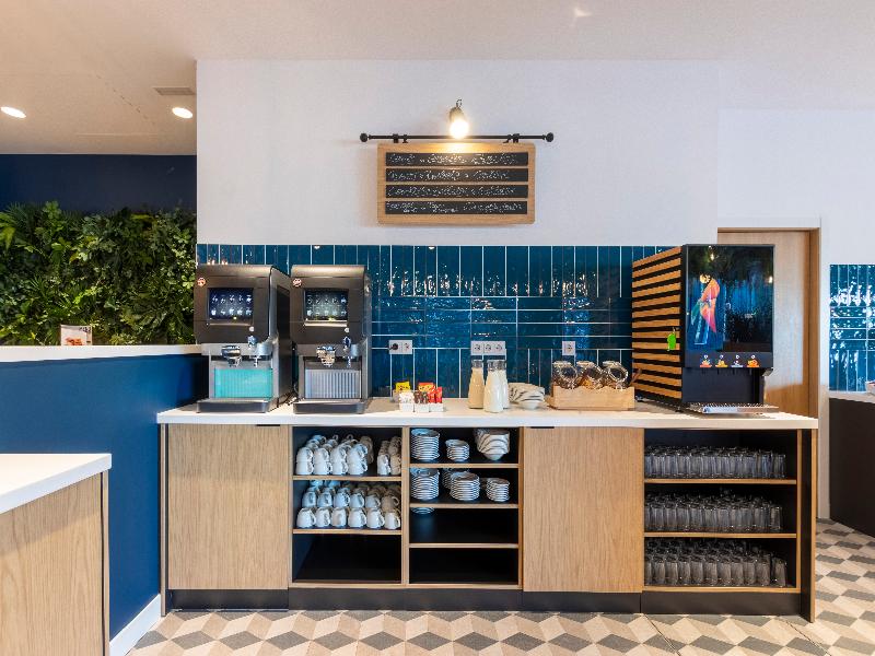Travelodge Bilbao Sestao image
