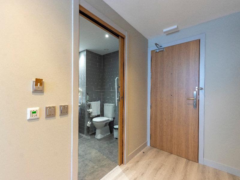 Travelodge Bilbao Sestao image