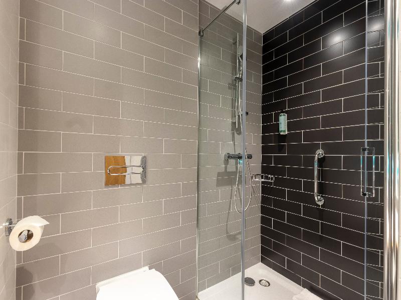 Travelodge Bilbao Sestao image