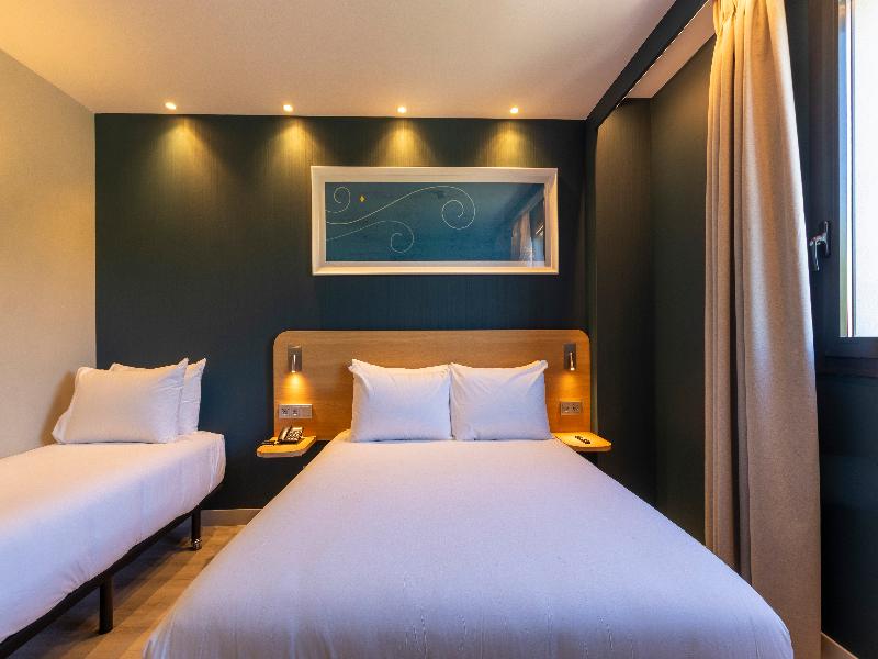 Travelodge Bilbao Sestao image