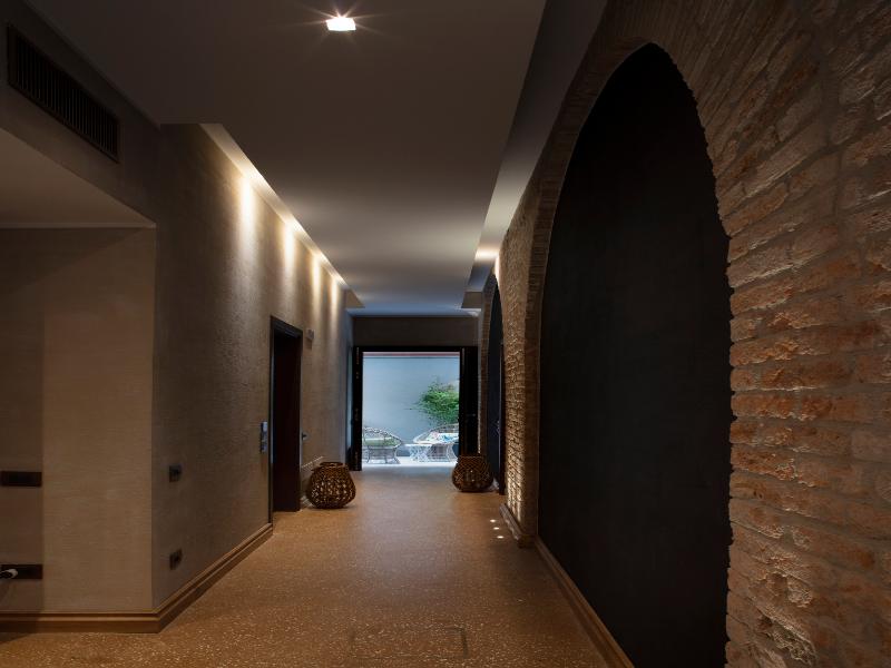 Aqua Apartments image