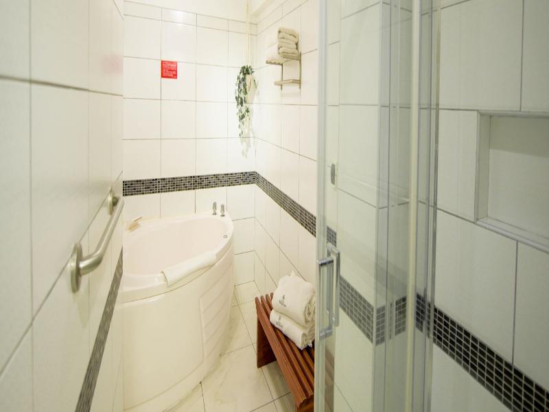 Hotel Britania San Borja image