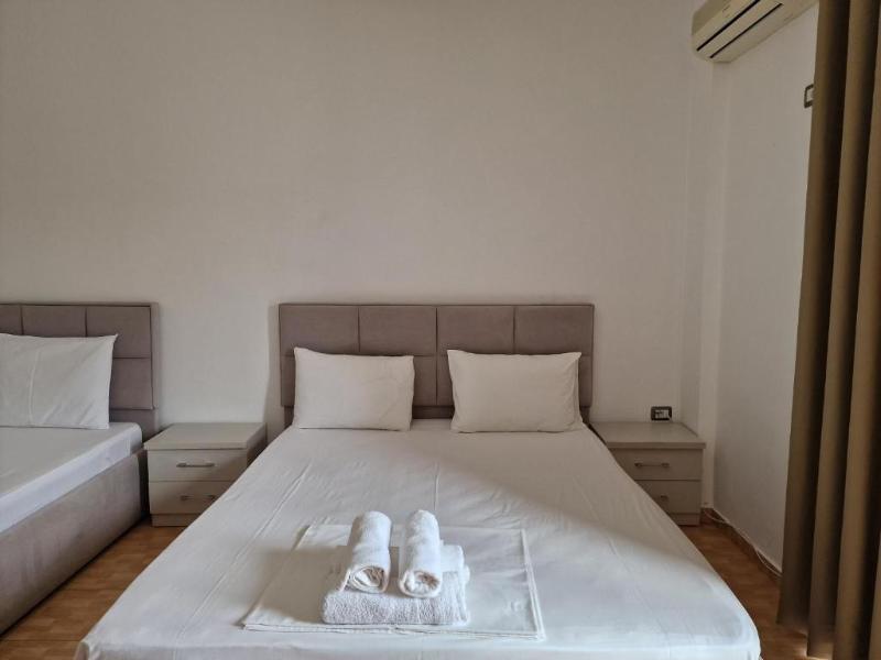 Black Pearl Hotel image