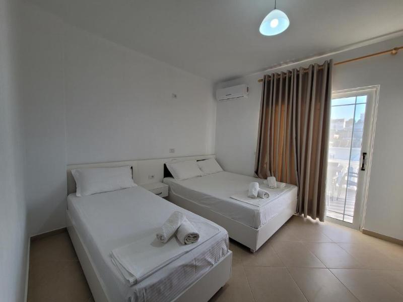 Black Pearl Hotel image
