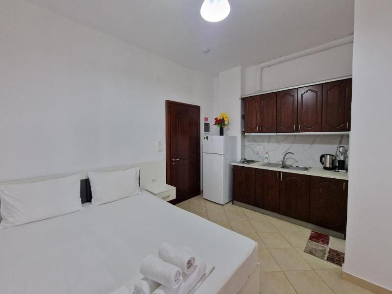 Black Pearl Hotel image