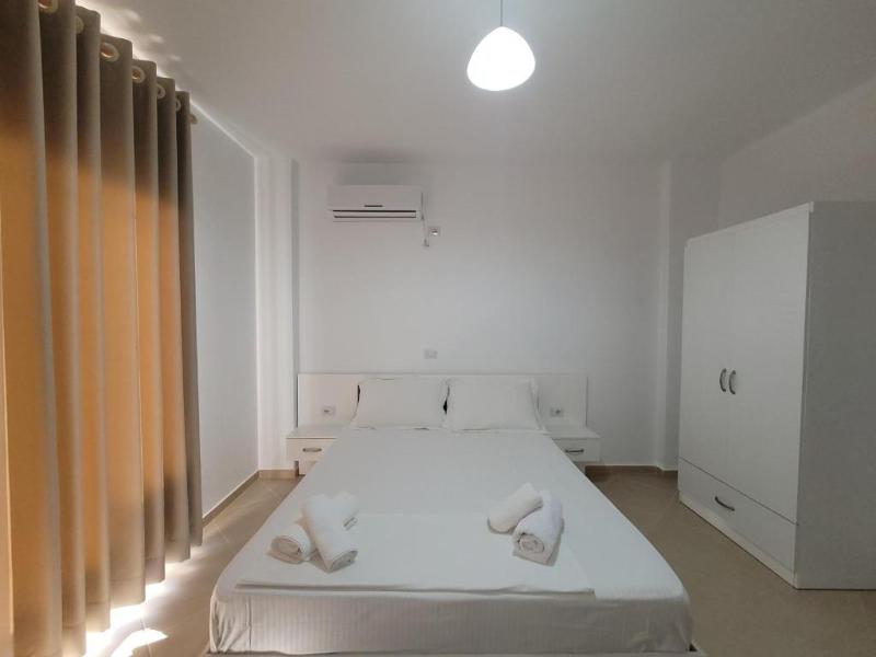 Black Pearl Hotel image