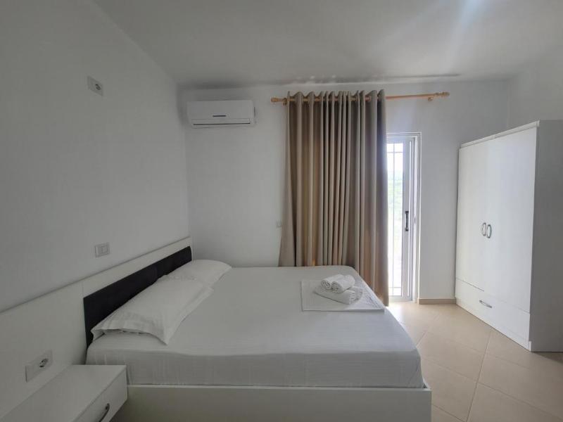 Black Pearl Hotel image