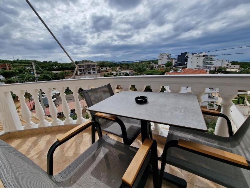 Black Pearl Hotel image