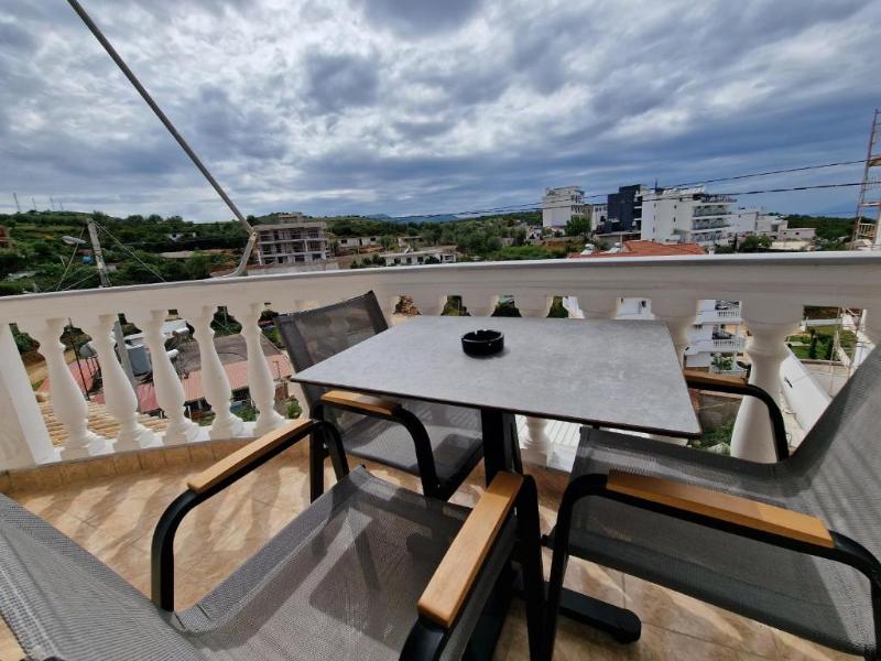 Black Pearl Hotel image