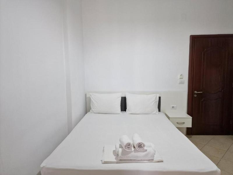 Black Pearl Hotel image