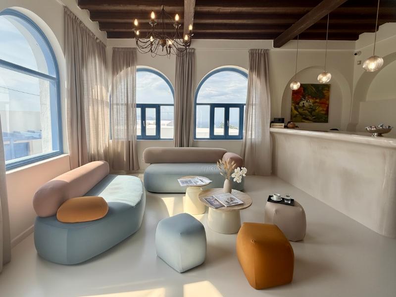 White Pearl Laokasti Suites image