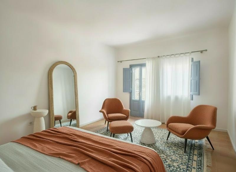 White Pearl Laokasti Suites image