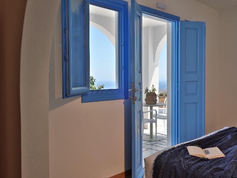 White Pearl Laokasti Suites image