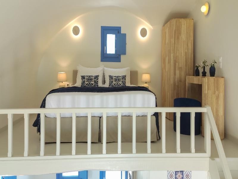 White Pearl Laokasti Suites image