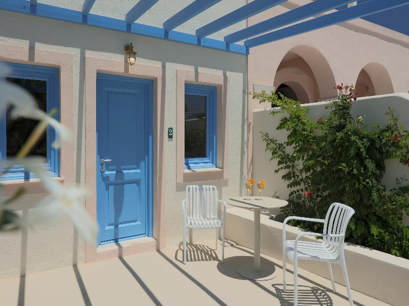 White Pearl Laokasti Suites image