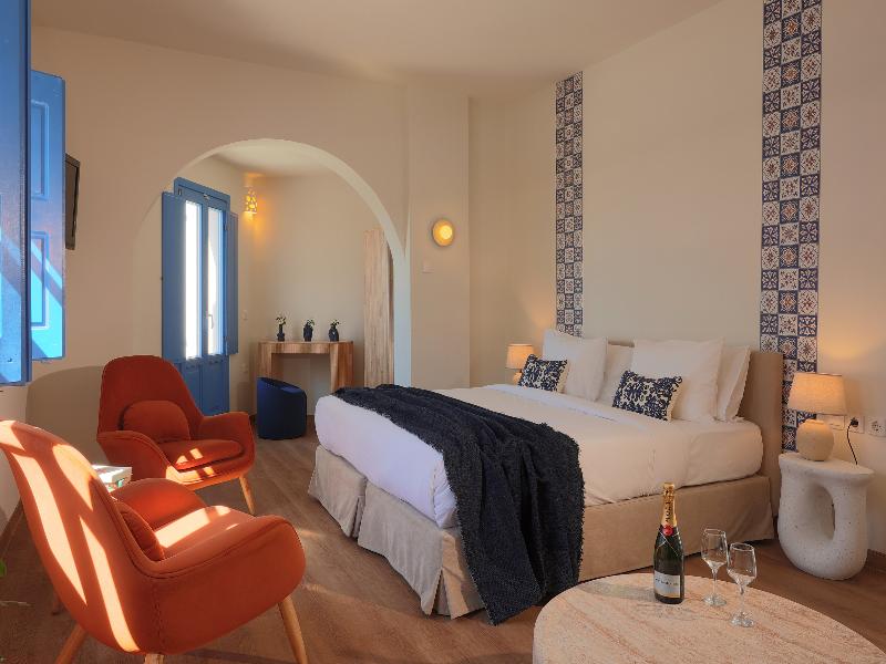 White Pearl Laokasti Suites image