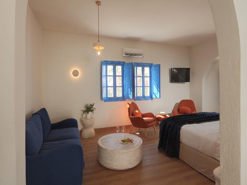 White Pearl Laokasti Suites image