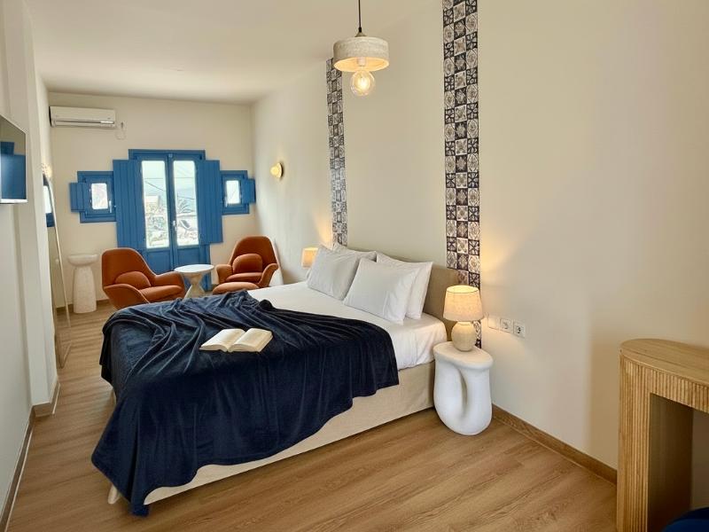 White Pearl Laokasti Suites image
