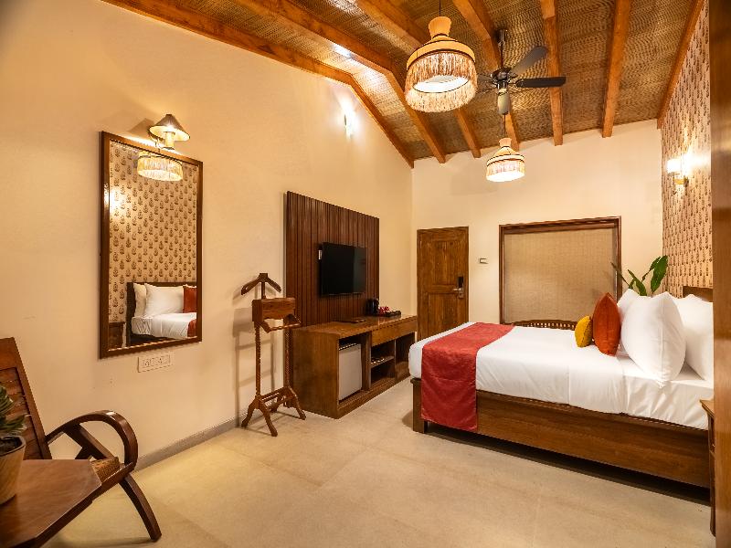 The White Resort And Spa Pawna image