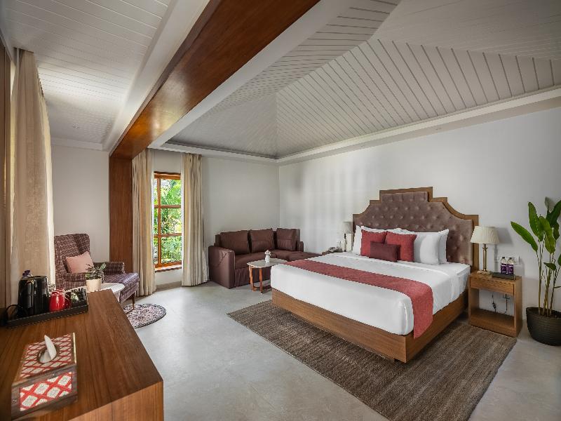 The White Resort And Spa Pawna image