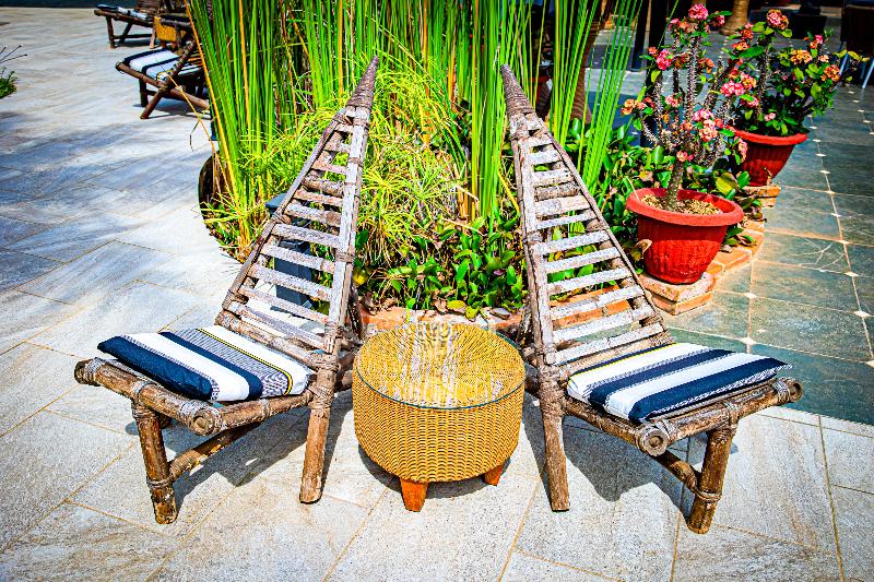 Kombo Oasis image