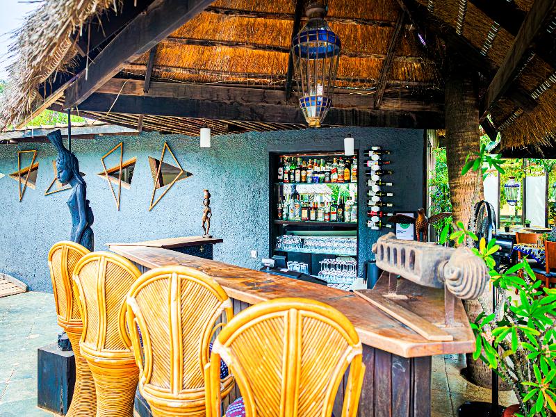 Kombo Oasis image 8