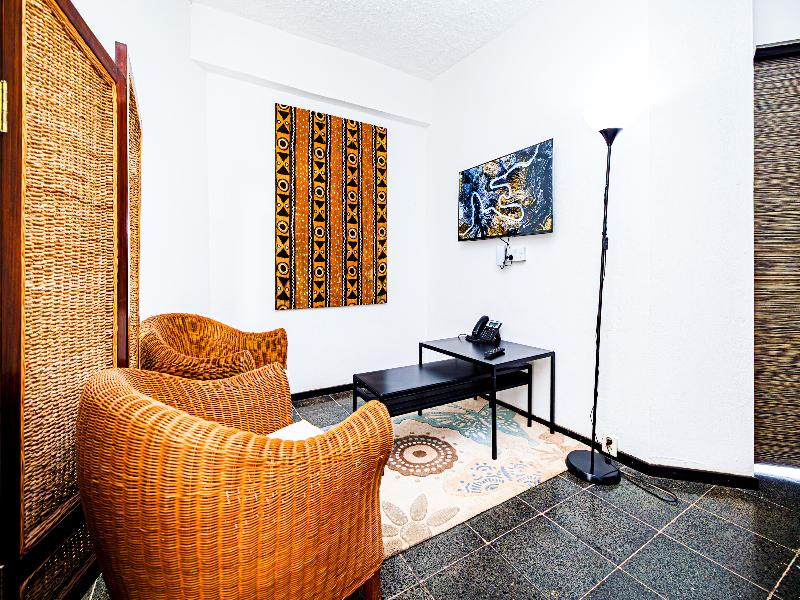Kombo Oasis image