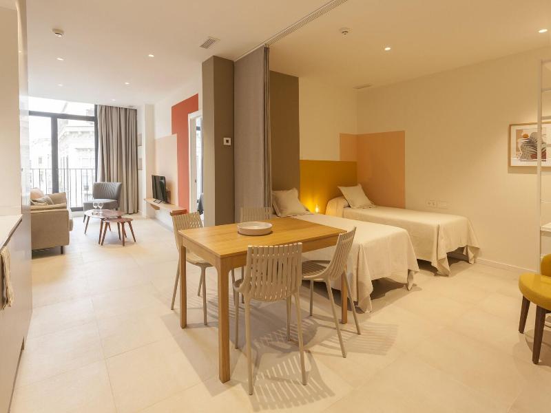 Apartamentos Mã¡laga Premium - Calle Granada image