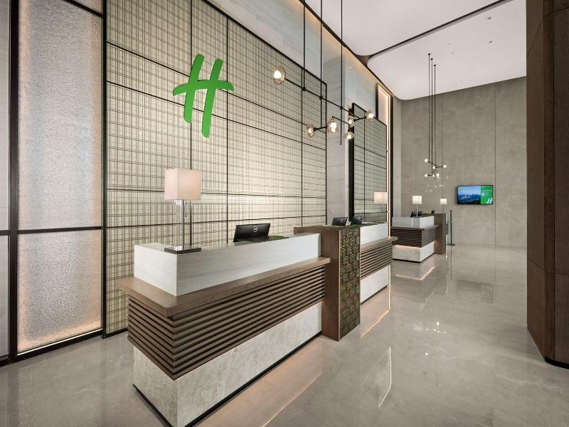 Holiday Inn Hotel Suites Wuhan New City By Ihg image