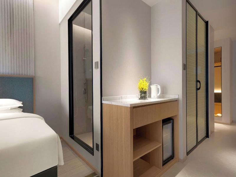 Holiday Inn Hotel Suites Wuhan New City By Ihg image