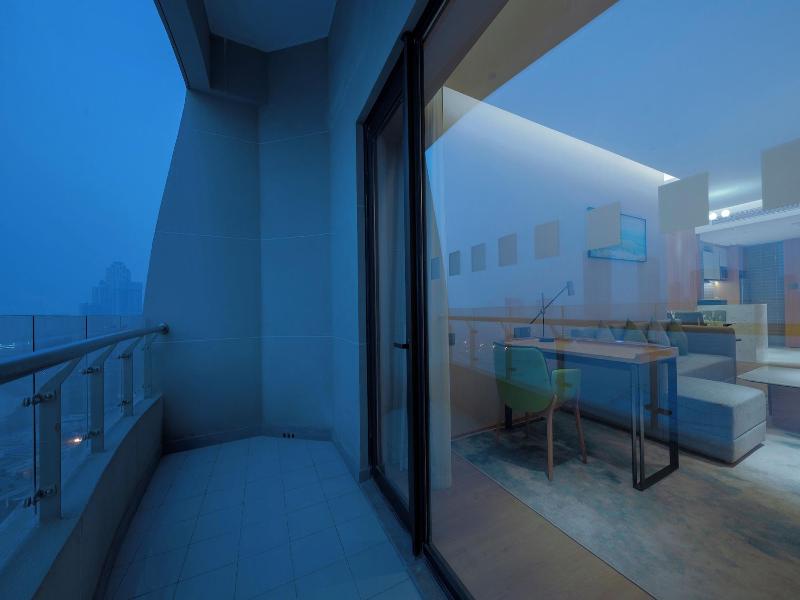 Holiday Inn Hotel Suites Wuhan New City By Ihg image